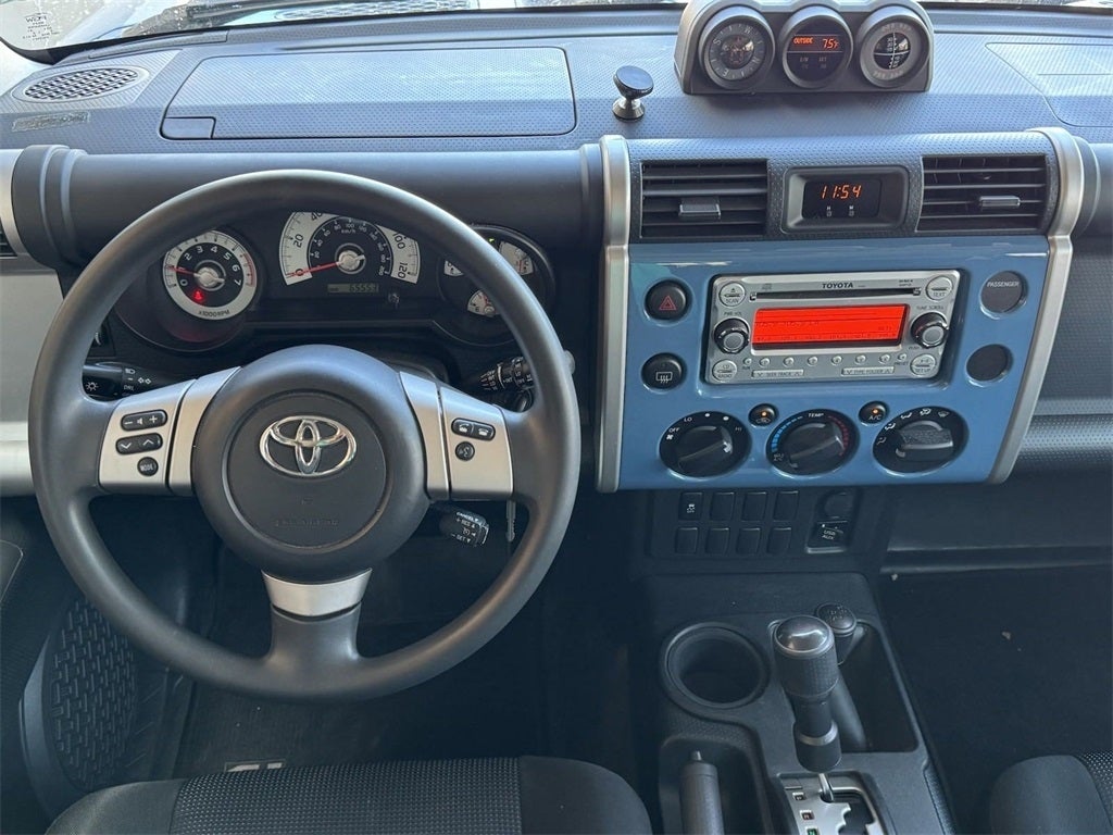 2013 Toyota FJ Cruiser Base